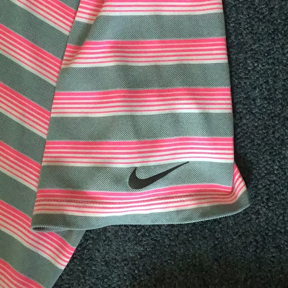 NIKE GOLF SHIRT . - Picture 3 of 4